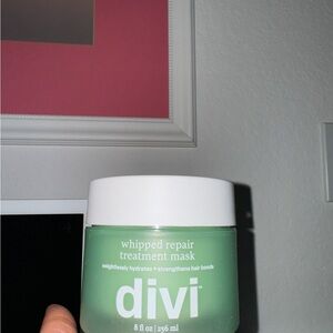 Divi Whipped Repair Treatment Mask